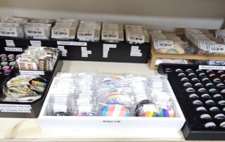 Binder kopen packer ondergoed kopen zwembinder kopen ftm binder kopen transgender kopen non-binair Transgender Genderdysforie Transgenderrechten Transitie Genderbevestigende chirurgie Hormoontherapie (HRT) Non-binair Genderqueer Trans man Trans vrouw Top chirurgie Bottom chirurgie Geslachtsveranderende operatie Genderidentiteit Cisgender Gender non-conform Interseks Genderexpressie Binder dragen Transgenderzorg