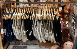 Binder kopen packer ondergoed kopen zwembinder kopen ftm binder kopen transgender kopen non-binair Transgender Genderdysforie Transgenderrechten Transitie Genderbevestigende chirurgie Hormoontherapie (HRT) Non-binair Genderqueer Trans man Trans vrouw Top chirurgie Bottom chirurgie Geslachtsveranderende operatie Genderidentiteit Cisgender Gender non-conform Interseks Genderexpressie Binder dragen Transgenderzorg