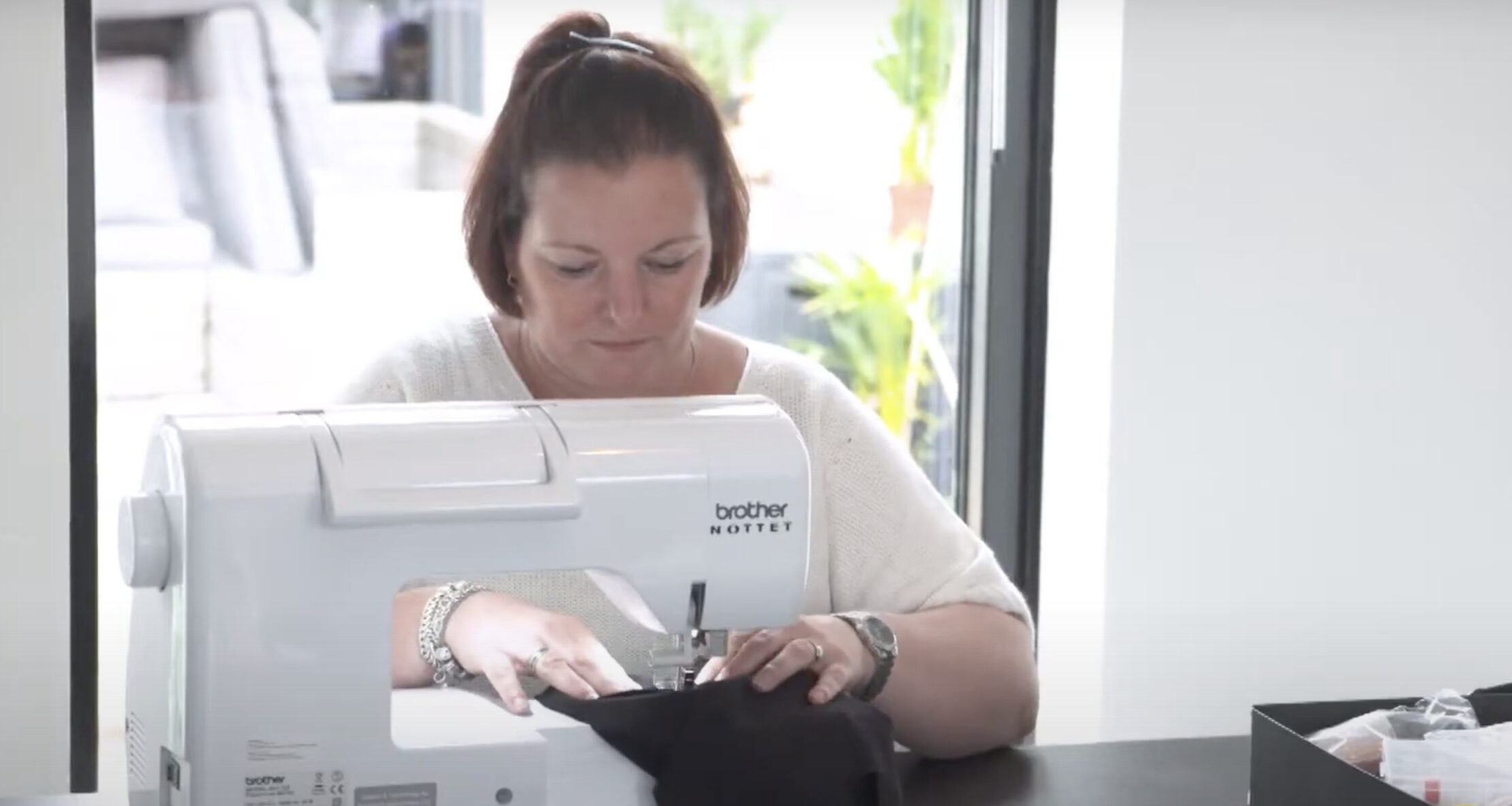 Binders, packer ondergoed, tuking ondergoed, compressie ondergoed, zwembinders, sportbinders, operatie binders, Transgender, non-binair, genderqueer, LHBTQIA