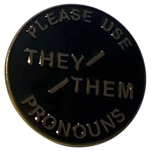 LHBTQIA+ pins & buttons TransUndeez, Pride pins en buttons, LHBTQ accessoire pinnen, LGBTQ+ badge pinnen, Pride vlag pins, Pronoun pins (zij/they etc.), Regenboog pin badges, Inclusieve pins en buttons, Gender-inclusieve accessoires, Queer pins collectie, “she/they” pin, Trans pride pin, Biseksueel regenboog pin, Panseksueel pride badge, Aseksueel icon pin, Ally / queer all year pins, Mini LHBTQ vlag pins, Inclusiviteit pins voor kleding, Pride statement pins